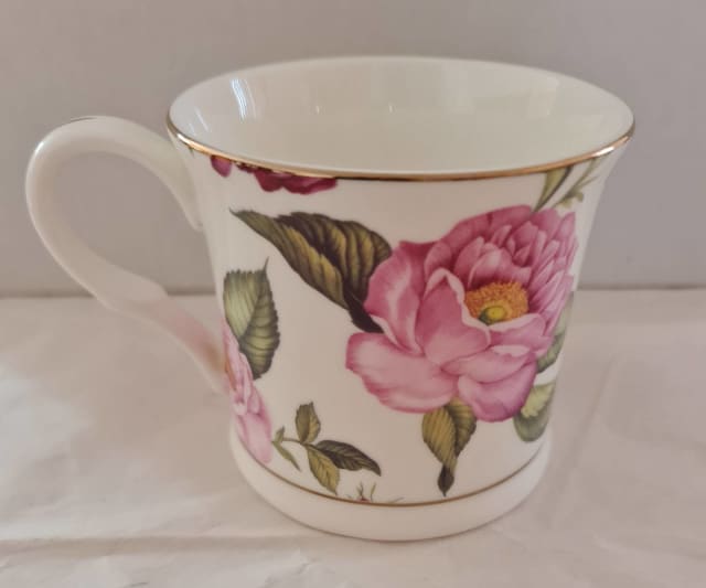 Cup fine bone china Heritage Stoke On Trent England - Collectables in ...