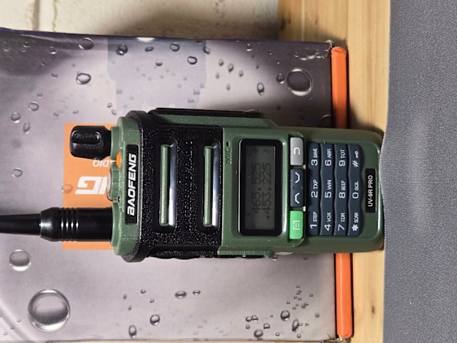 2 Way Radio UHF VHF HF AM FM CB Airband Scanner - Radios & Receivers in ...