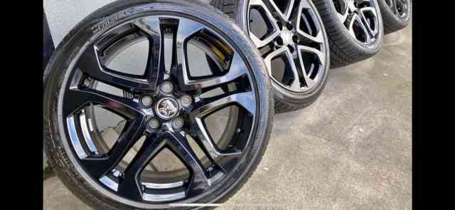 HSV GENUINE HOLDEN 19” VF SSV REDLINE WHEELS TYRES | Wheels, Tyres ...