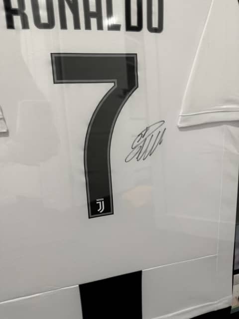 Soccer – Cristiano Ronaldo Signed & Framed Juventus FC Jersey, Taylormade  Memorabilia