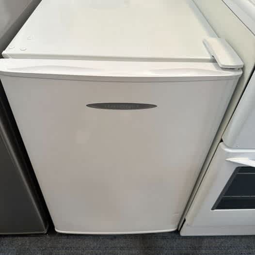 Fisher & Paykel Bar Fridge 120L, 3 months warranty (stk no 29895 M