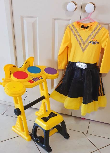 Wiggles Drum Kit & Dress - Toys - Indoor in Raymond Terrace NSW ...