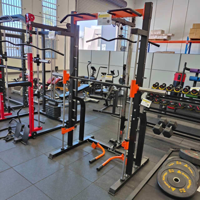 The Compact Home Gear Smith machine Lat pulldown & Seated row Gym