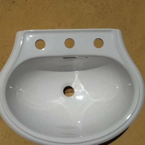 Heritage Style White Ceramic Vanity Basin NEW Building Materials