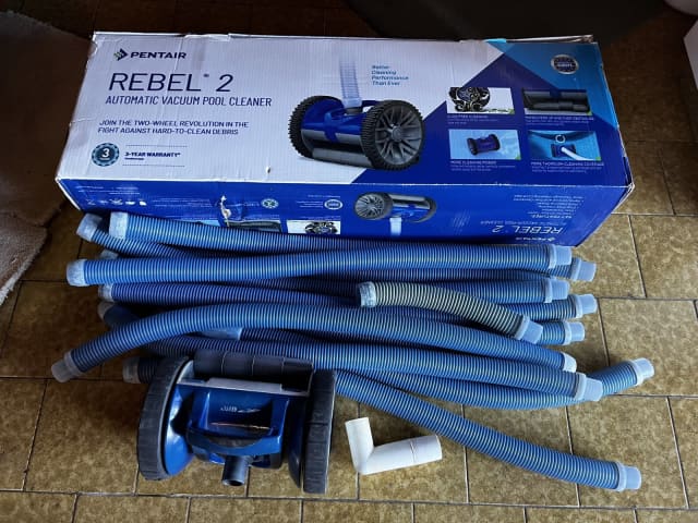 rebel 2 automatic vacuum pool cleaner