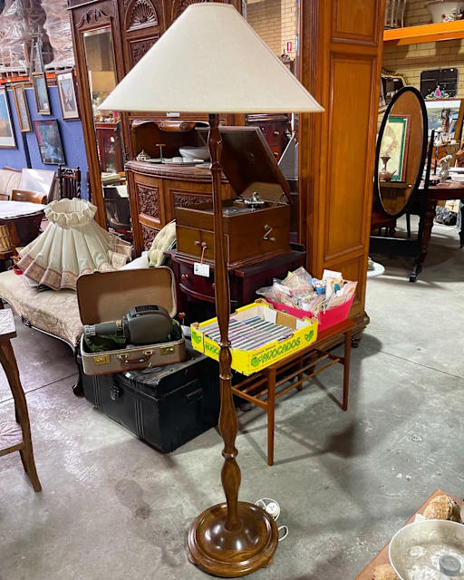 Elegant Retro Oak Timber Floor Standing Lamp with Maker’s Stamp