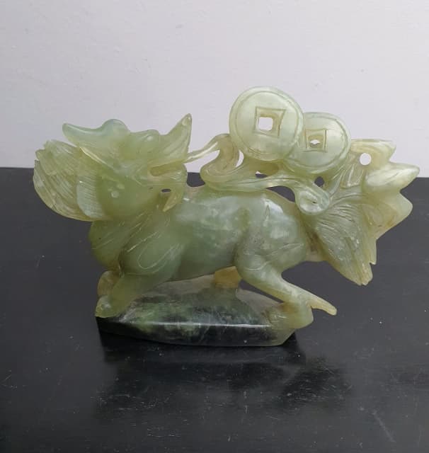 Carved jade dragon statue | Other Antiques, Art & Collectables ...