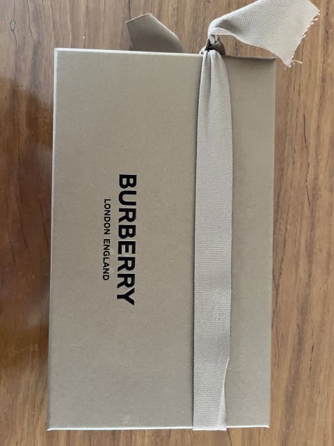 Burberry scarf | Accessories | Gumtree Australia Ryde Area - Ryde |  1307037437