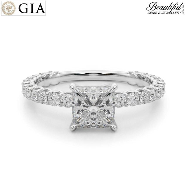 FColour 1.63ct VS1Clarity Diamond Engagement Ring in Platinum Women