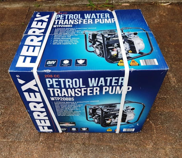 Water Transfer pump, portable, Ferrex, Briggs &Stratton, motor. NEW