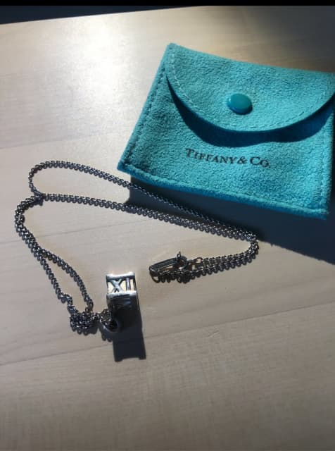 Tiffany deals cube necklace