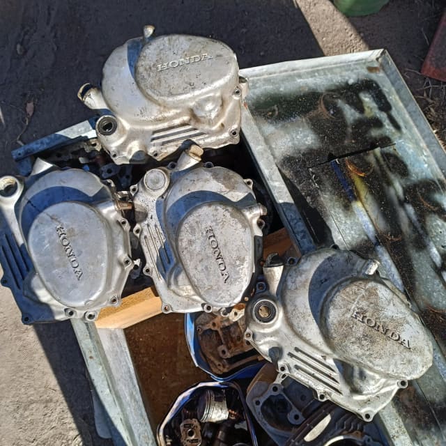 OLD HONDA CB, CT, SL, SR 125 BULK ENGINE PARTS Motorcycle & Scooter