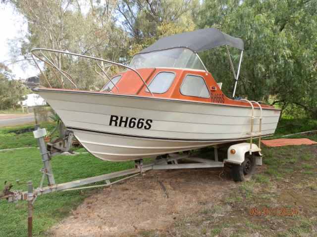 Sea-Skipper, Boat & Trailer | Motorboats & Powerboats | Gumtree ...