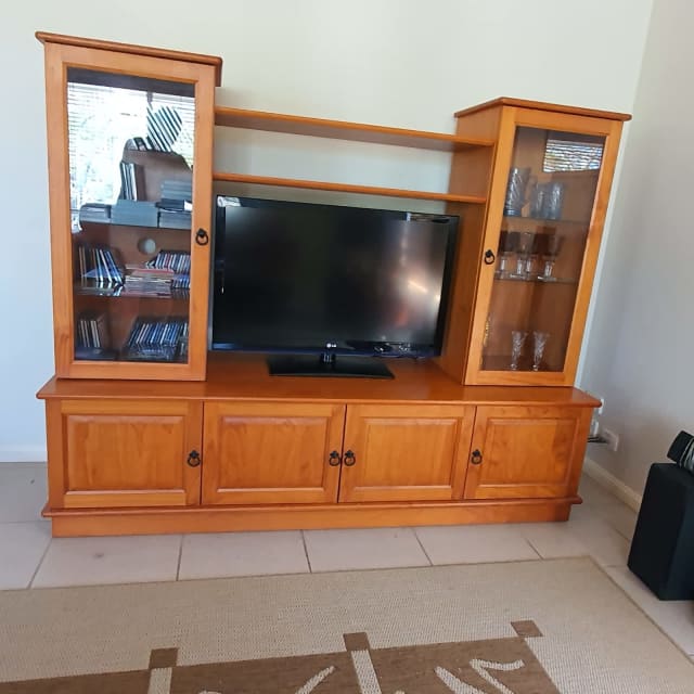 TV entertainment unit and display Entertainment & TV Units