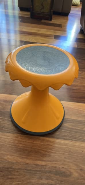 Bloom best sale wobble stool