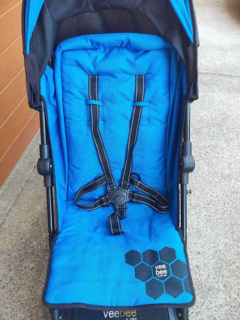 Vee bee buzz store stroller