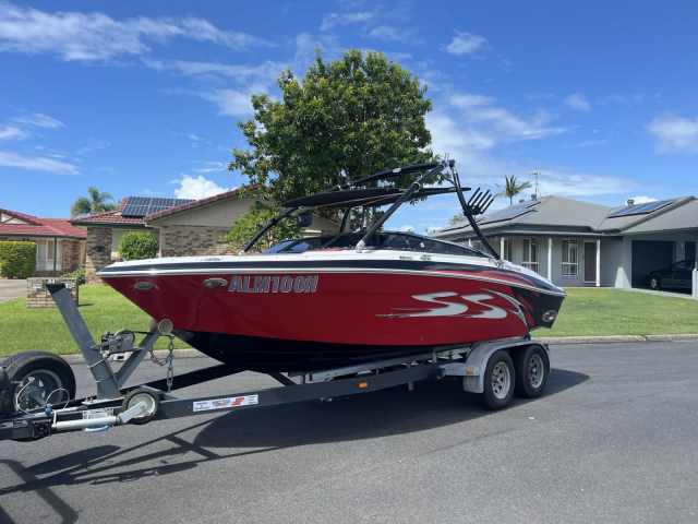 Four Winns H200 SS V8 Bowrider | Motorboats & Powerboats | Gumtree ...