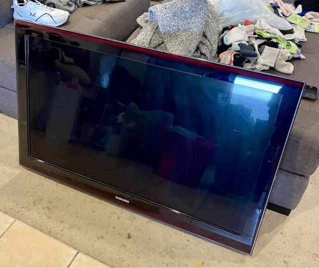 Samsung 47” Flat Screen LCD TV | TVs | Gumtree Australia Tuggeranong ...