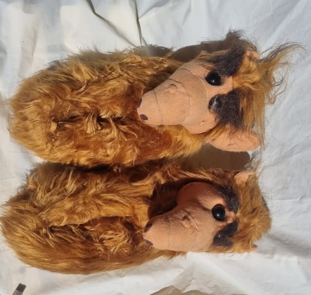 VINTAGERARE1980sALF THE ALIEN SHOWCHARACTERCHILDRENSLIPPERS