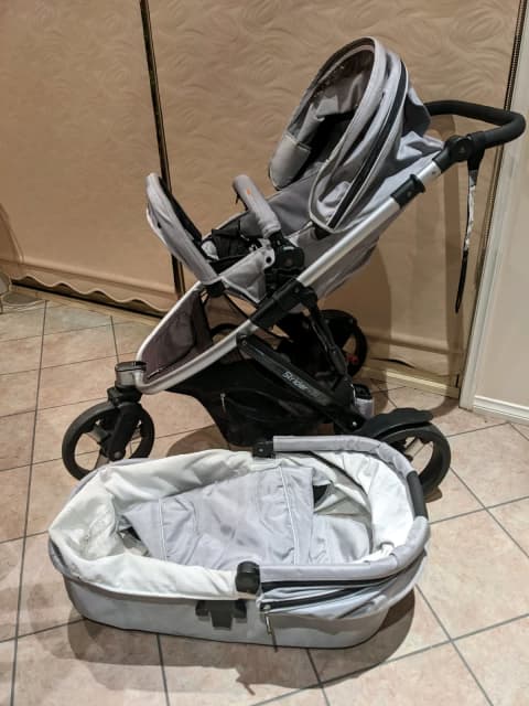 strider 3 wheel pram