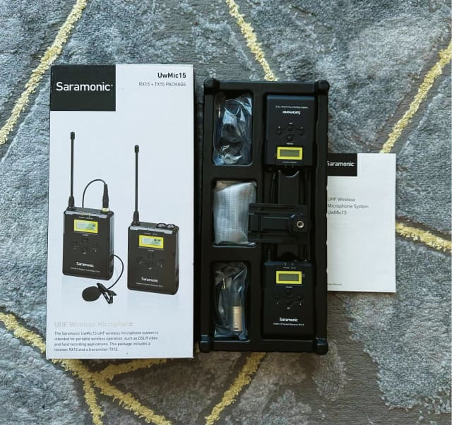 Saramonic Wireless Microphone Come with Box Radios & Receivers