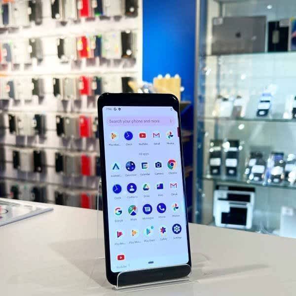 Google Pixel 3 64G Black SMALL BLACK DOT ON SCREEN Tax Invoice