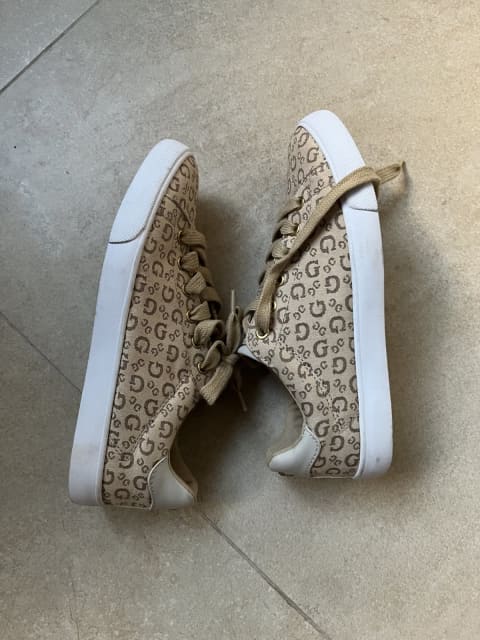 Perfekt Over hoved og skulder overdrive Guess shoes great condition USA | Women's Shoes | Gumtree Australia Ryde  Area - Eastwood | 1314262723