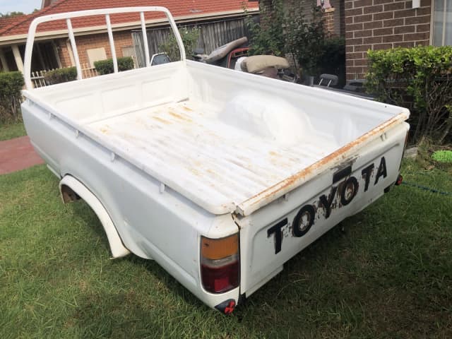 Hilux LN106 Single Cab Tub 4x4 | Auto Body parts | Gumtree Australia ...