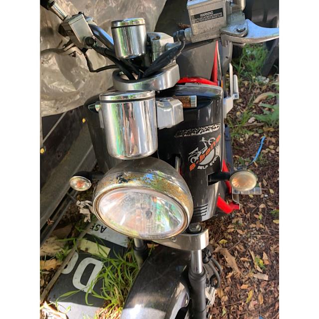 Bbone scooter up wrecking selling Motorcycle & Scooter Parts