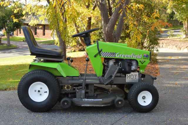 GREENFIELD FASTCUT 34 DELUXE RIDE ON MOWER - KAWASAKI V-TWIN | Lawn ...