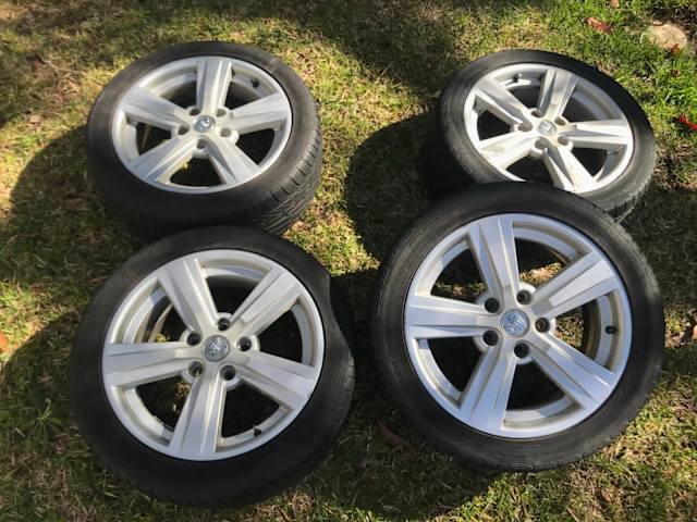 Holden Commodore VZ SS Wheels 17x8 - four off | Wheels, Tyres & Rims ...