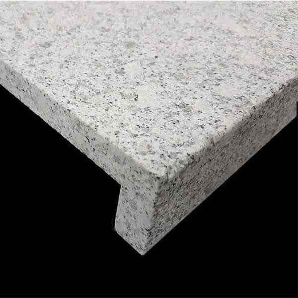 Diamond White Flamed Rebated Pencil Round Tread Granite800X400X20/60