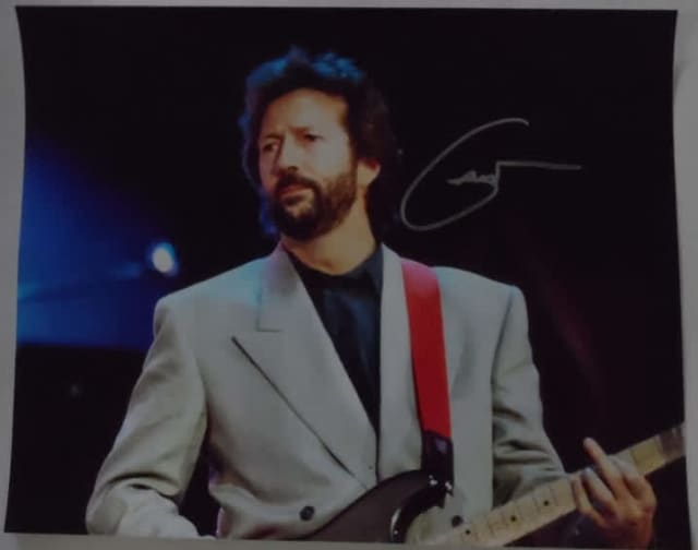 ERIC CLAPTON RARE HAND SIGNED PHOTO WITH COA AUTOGRAPH CREAM GUITARIST