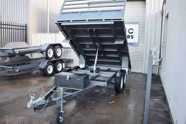 8x6 Hydraulic Flat Top Trailer - Tandem Axle 2800kg Atm 