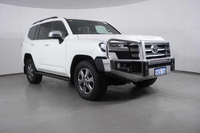 2021 Toyota Landcruiser FJA300R LC300 Sahara (4x4) White 10 Speed ...