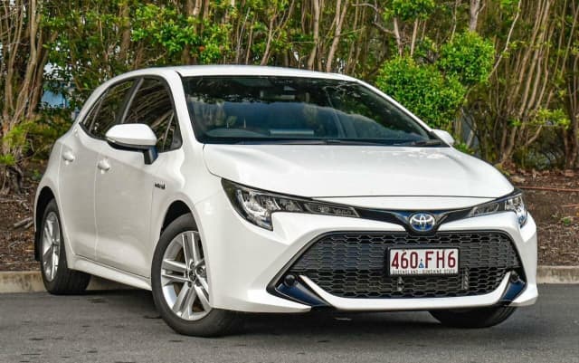 2022 Toyota Corolla ZWE211R Ascent Sport E-CVT Hybrid White 10 Speed ...