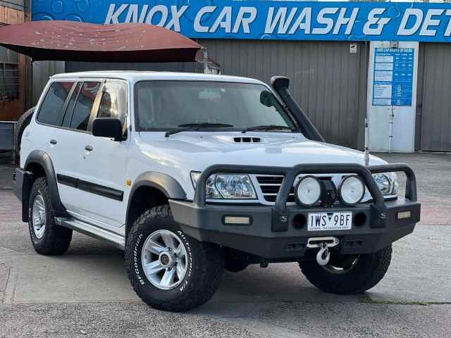 2004 Nissan Patrol GU III ST (4x4) White 5 Speed Manual Wagon | Cars ...