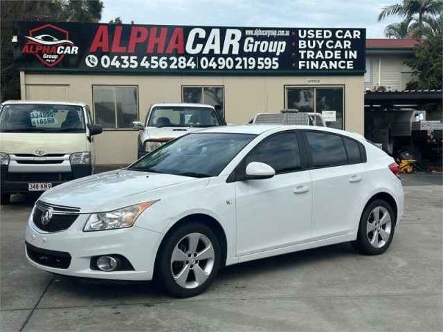 2014 Holden Cruze JH MY14 Equipe White 6 Speed Automatic Hatchback ...