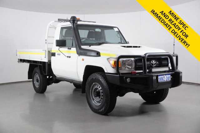 2018 Toyota Landcruiser VDJ79R MY18 Workmate (4x4) White 5 Speed Manual ...