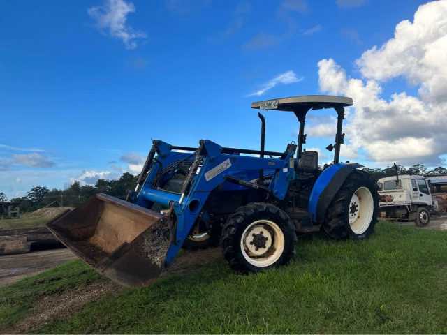 New holland tn55d front end loader | Farming Equipment | Gumtree ...