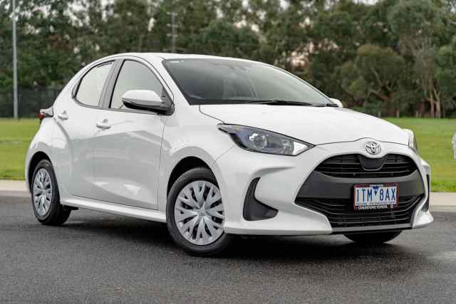 2021 Toyota Yaris Glacier White Hatchback | Cars, Vans & Utes | Gumtree ...