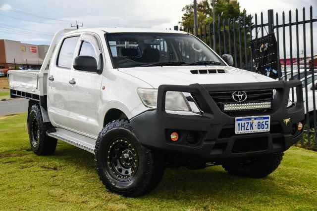 2015 Toyota Hilux KUN26R MY14 SR Double Cab White 5 Speed Automatic Cab ...