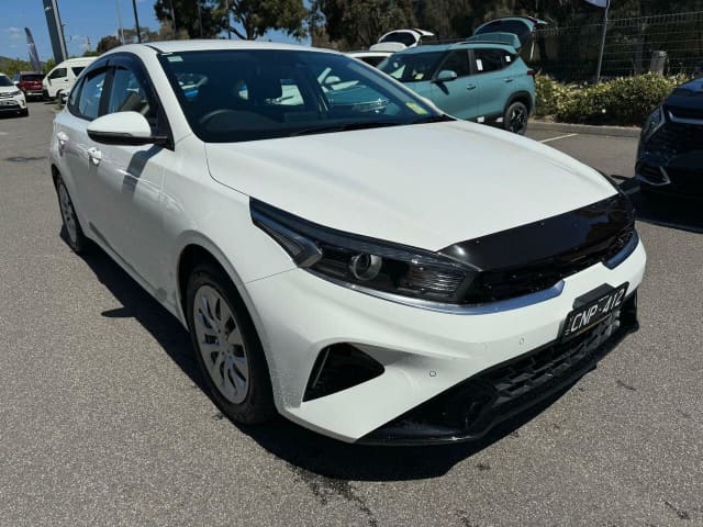 2023 Kia Cerato BD MY23 S White 6 Speed Sports Automatic Hatchback ...