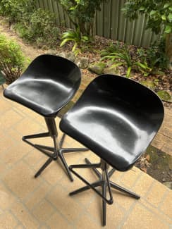 Nick Scali bar stools adjustable Stools Bar stools Gumtree