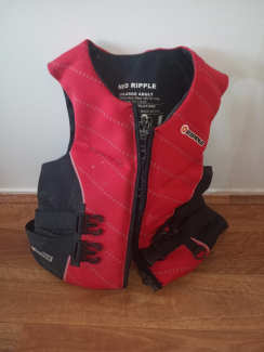 Supreme O'Brien Life Vest Red