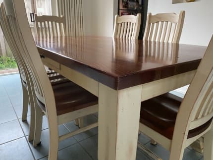 table with 6 chairs used