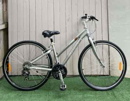 Giant Cypress Hybrid Mountain Bike Small 15 Inch Ladies Girls Women s Bicycles in Thornleigh NSW Gumtree Australia