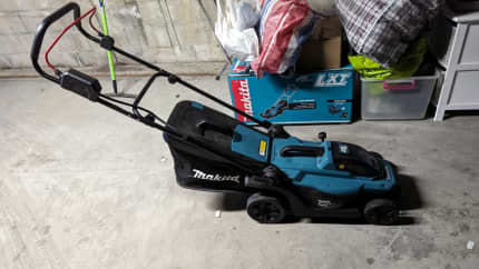 Makita dlm431z twin online 18v