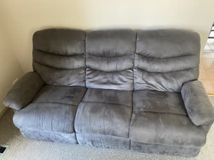 Sofas deals on gumtree