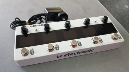 TC ELECTRONIC PLETHORA X5 MULTI EFFECTS PROCESSOR PEDAL